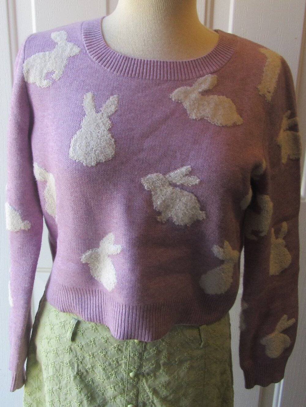Originality Lilac Crew Neck Cropped Easter Bunny Spring Sweater Size M